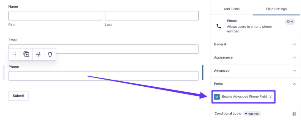 A Phone field is selected, with the settings open on the right. The 'Enable Advanced Phone Field' setting is ticked.